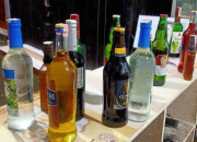 Sebanyak 100 pelajar dari Yogyakarta tertangkap membawa minuman keras saat razia yang dilakukan oleh petugas Polsek Tanjungsari.