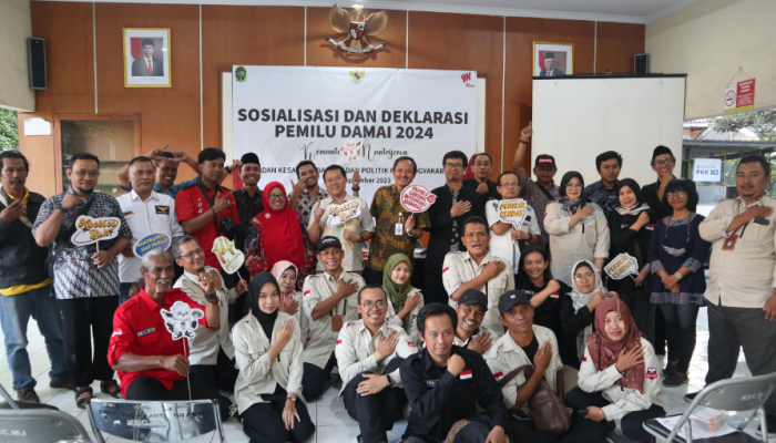 Jelang Pemilu 2024, Partai politik, Polsek Berbah Bersama Forkompinkap Berbah Tandatangani Deklarasi Pemilu Damai