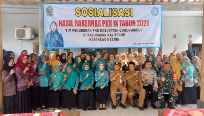 Ketua PKK Kabupaten Gunungkidul Sosialisasikan Hasil Rakernas PKK Nasional ke 9 di Semin