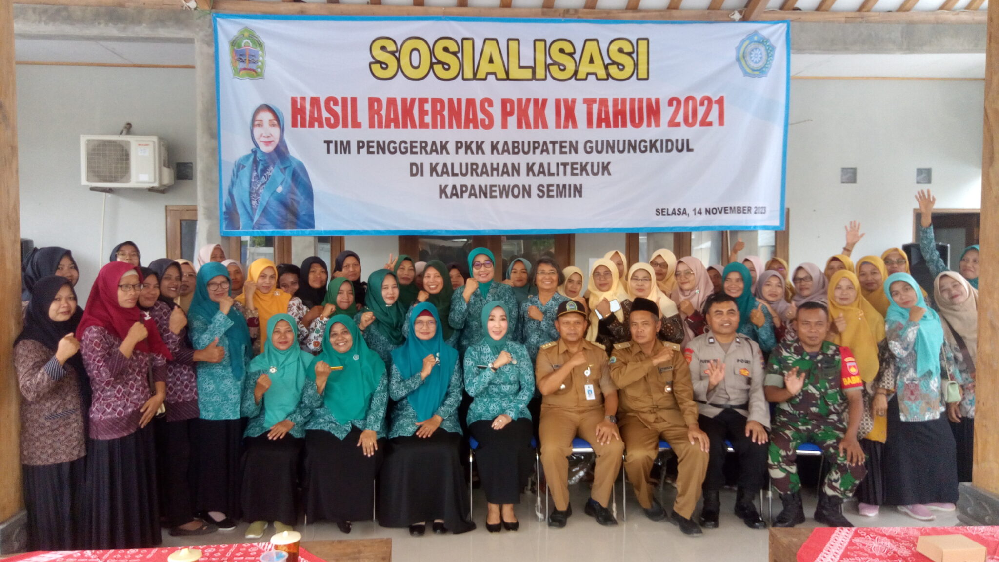 Ketua PKK Kabupaten Gunungkidul Sosialisasikan Hasil Rakernas PKK Nasional ke 9 di Semin