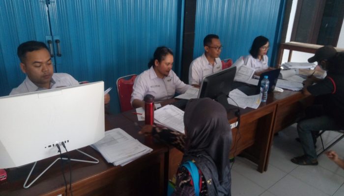 Dekatkan Pelayanan, Disdukcapil Gunungkidul Jemput Bola Pengurusan Akta Kelahiran dan Kematian di Kalurahan