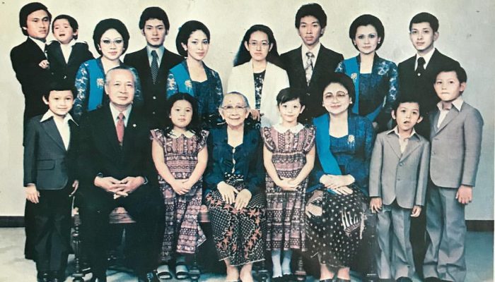 Mengungkap Jejak Masa Kecil Titiek Soeharto: Pesona Anak Perempuan Pemimpin Besar Indonesia