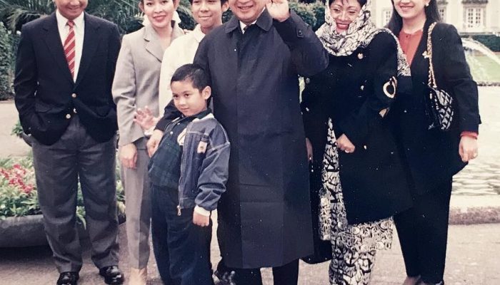 Masa Kecil Titiek Soeharto Mencerminkan Nilai-Nilai Keluarga yang Kokoh