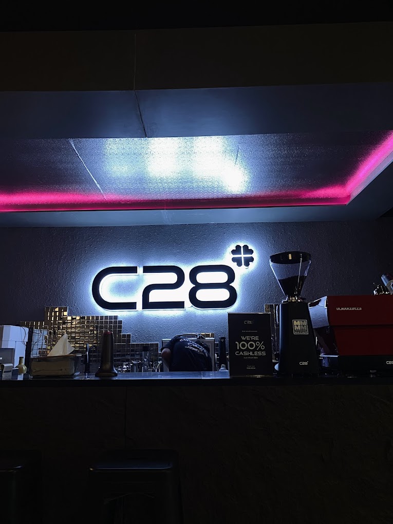 Mengenal C28 Jogja Kafe Hits dengan Konsep Unik di Yogyakarta
