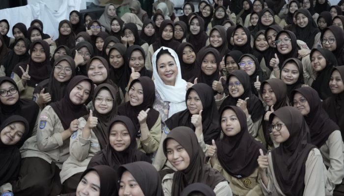 Titiek Soeharto dan KKP Kolaborasi Hadirkan Program Makan Bergizi Gratis untuk Santri Ponpes Ali Maksum