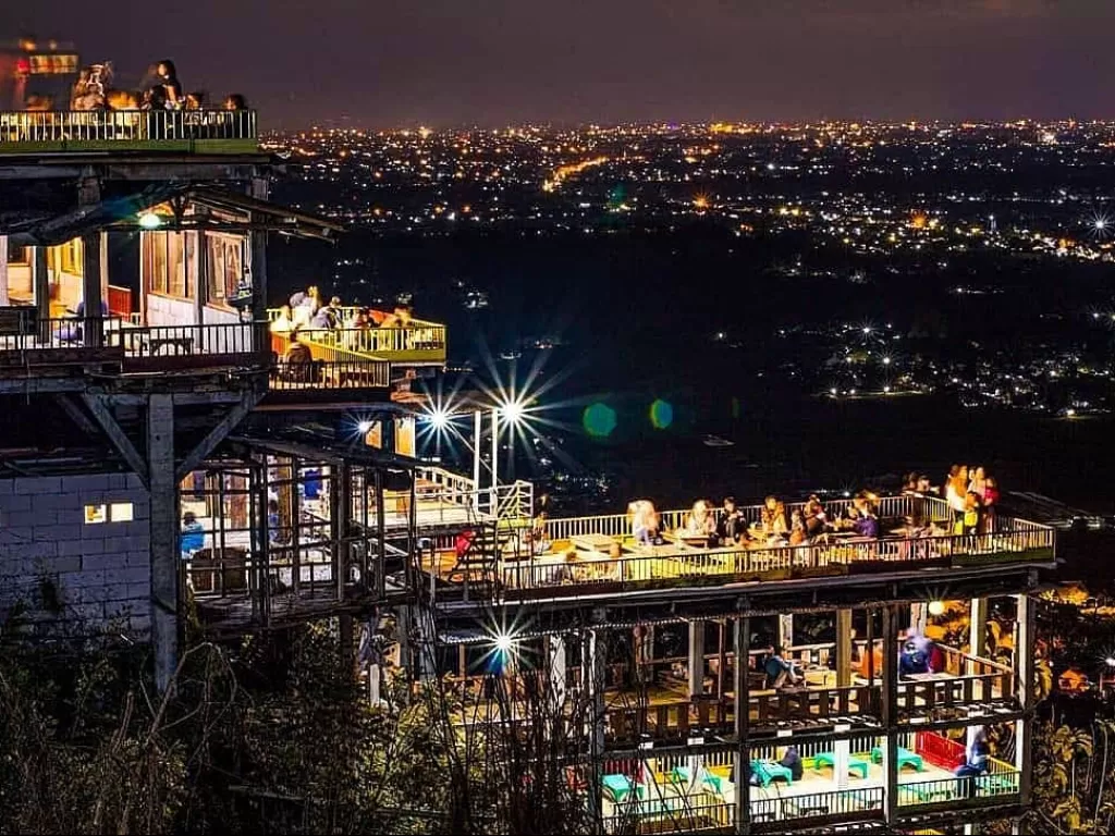 Bukit Bintang Jogja: Tempat Terbaik untuk Menikmati Pemandangan Malam Kota Yogyakarta
