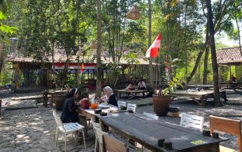 Kandang Ingkung Jogja: Menikmati Hidangan Tradisional dalam Nuansa Pedesaan yang Autentik