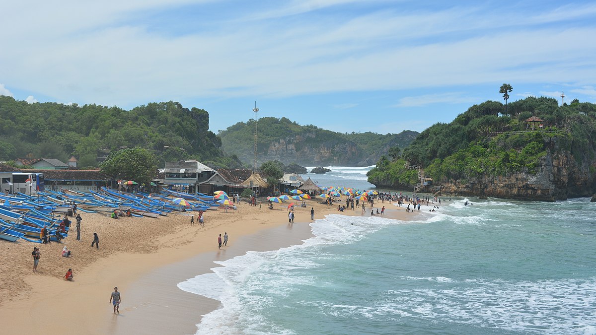 Pantai Drini: Pesona Keindahan di Selatan Jogja yang Menawan