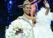 Profil Chelsea Manalo Miss Universe Filipina Pertama yang Berkulit Hitam