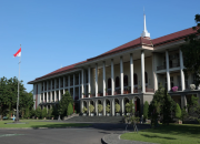 Terungkap! Nilai Rapor Dimanipulasi, UGM Batalkan Kelulusan SNBP Seorang Siswa!