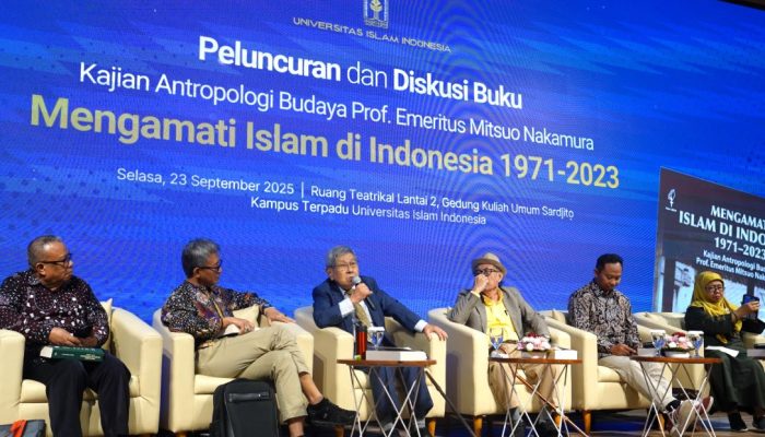 UII Luncurkan Buku “Mengamati Islam di Indonesia 1971–2023,” Rekam 52 Tahun Transformasi Keislaman