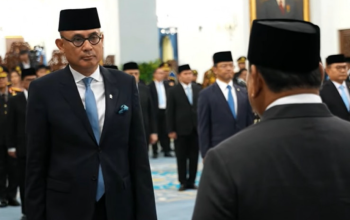 Prabowo Lantik Arrmanatha Nasir sebagai Menlu, Sugiono Jadi Menko PMK